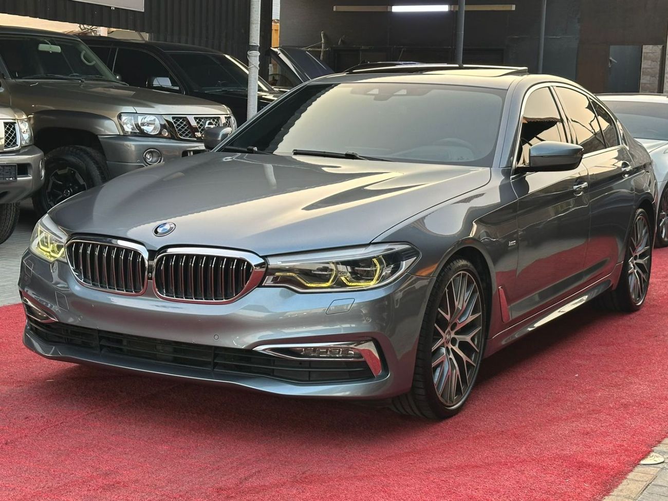 بي أم دبليو 540i Luxury 3.0L