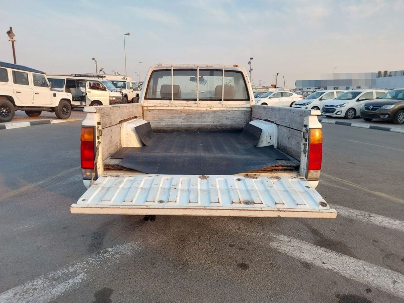 Nissan Pickup NISSAN DATSUN PICKUP RHD 1996 MODEL 2.0 L PETROL MANUAL(PM30402)