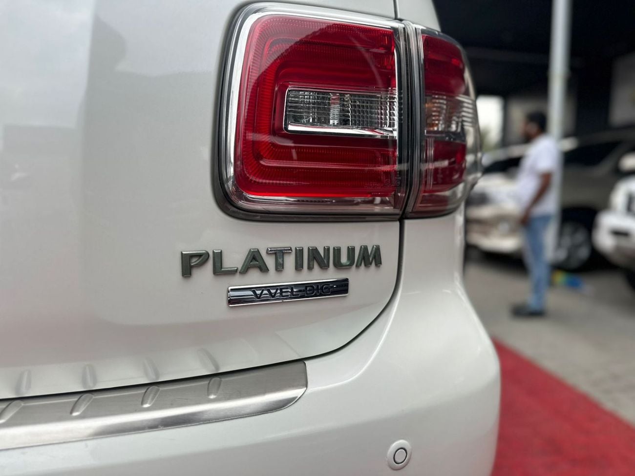 Nissan Patrol LE Platinum City 5.6L