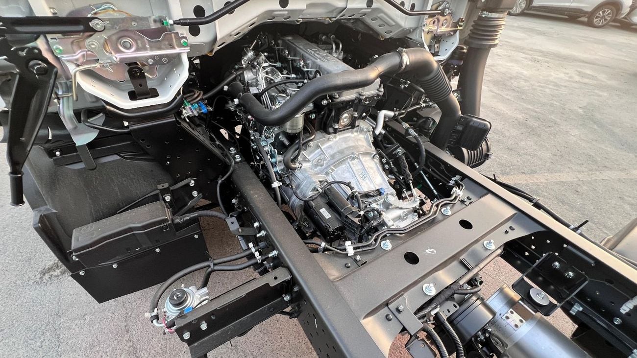 Isuzu NPR Isuzu71 Npr Short Chassis