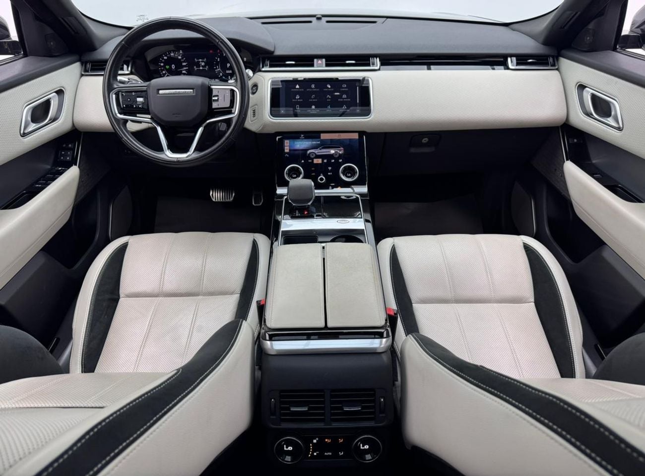 Land Rover Range Rover Velar 2021 Range Rover Velar R-Dynamic SE, 10/2026 Range Rover Warranty, Range Rover Service History, GCC