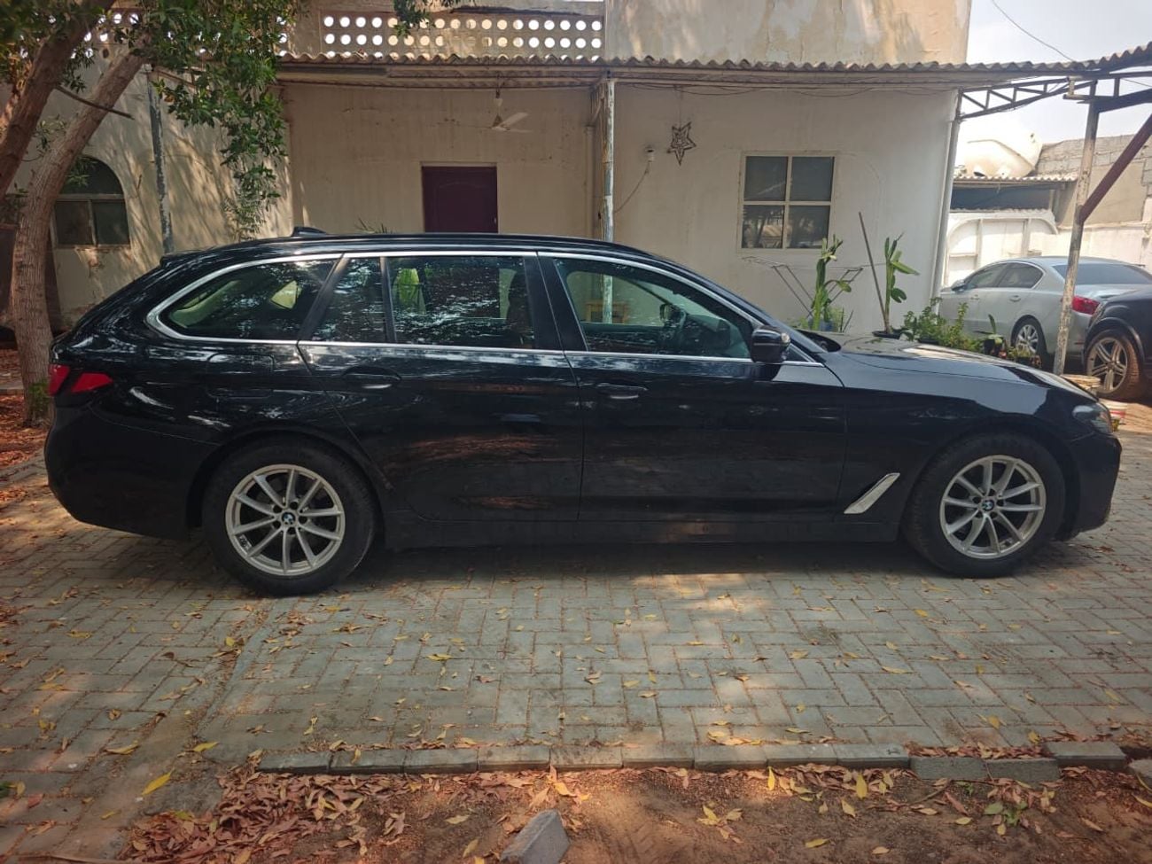BMW 520i EXCELLENCE — фото 2