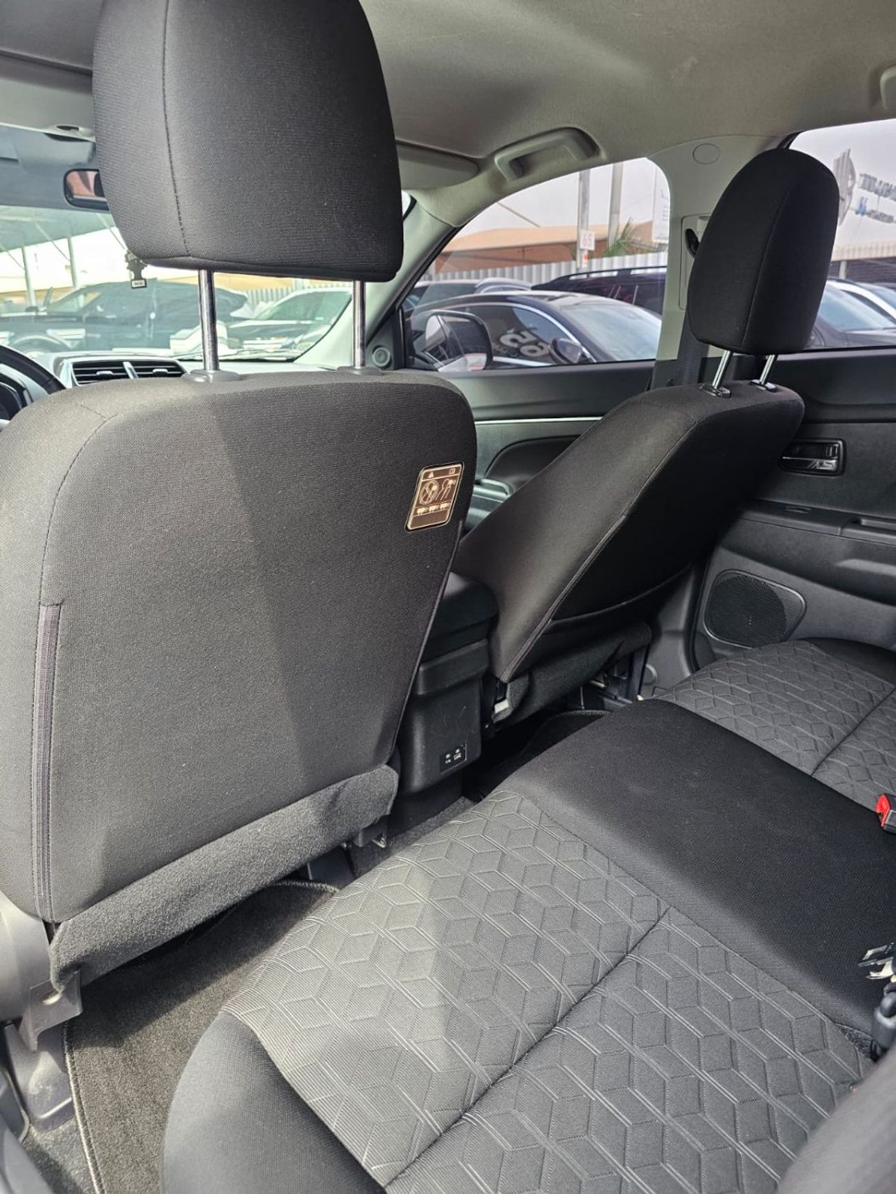 ميتسوبيشي ASX Mid 2.0L FWD