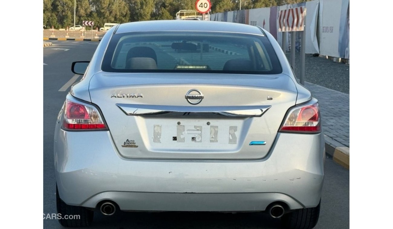 Nissan Altima S