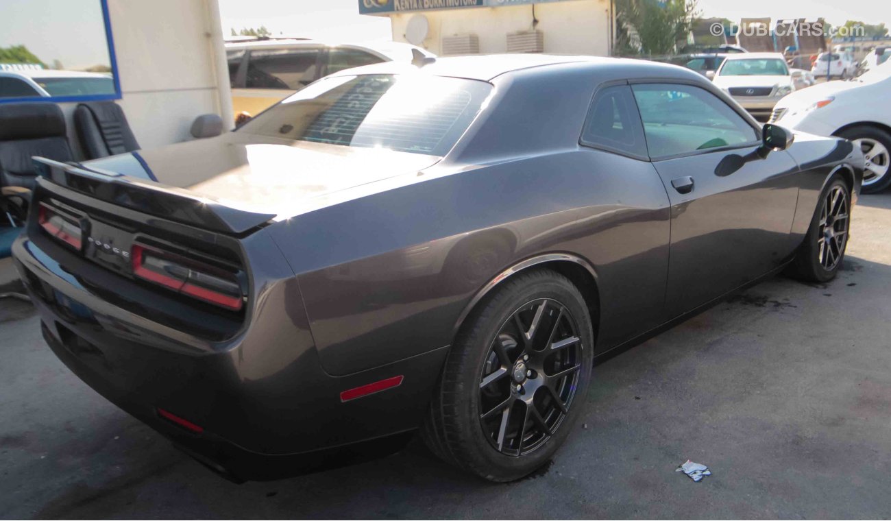 Dodge Challenger RT