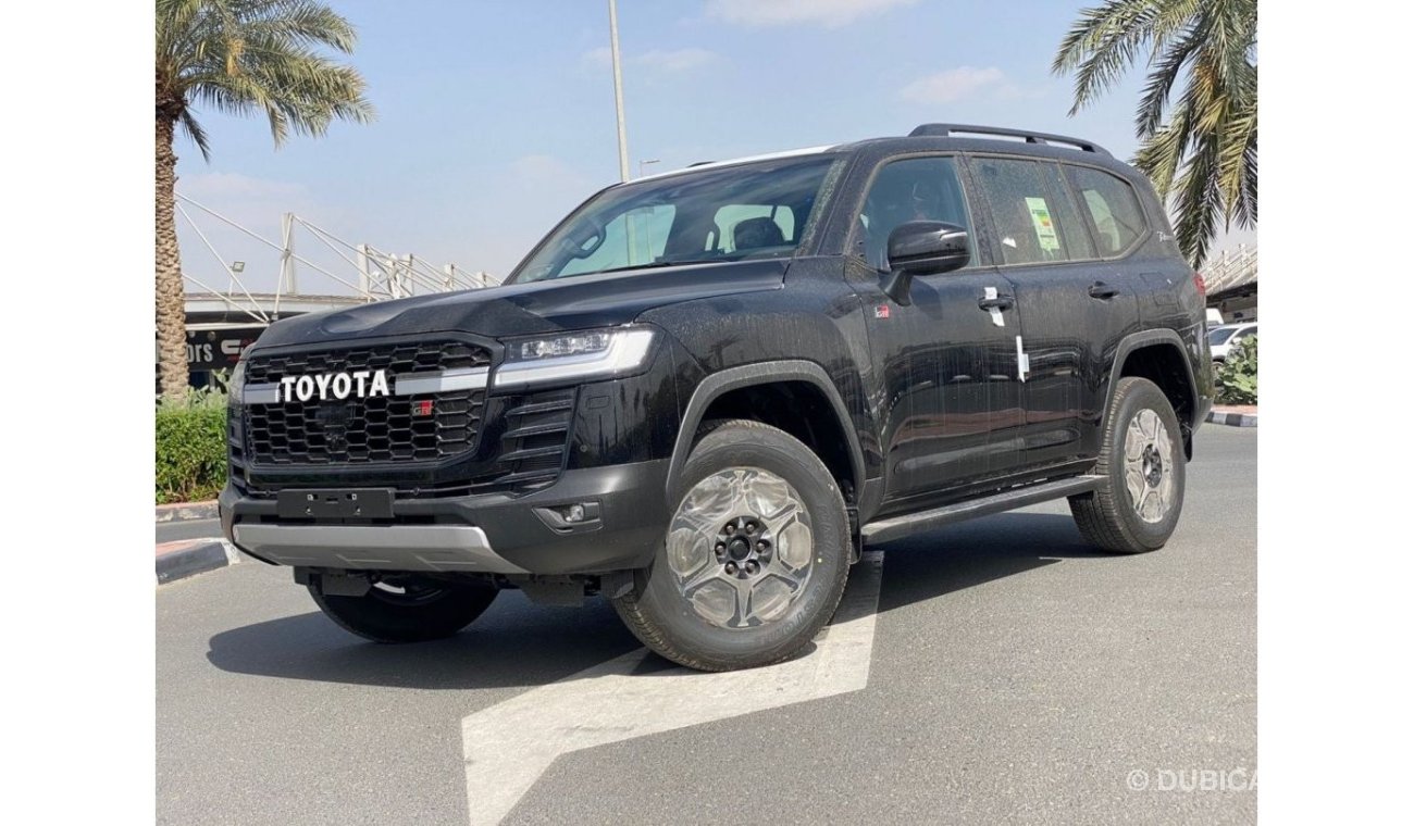 تويوتا لاند كروزر TOYOTA LAND CRUISER GR DISEL MY 2022