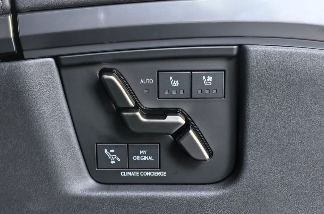 Lexus LM 350h 2025 LEXUS LM350h 2.5L HYBRID FULL OPTION