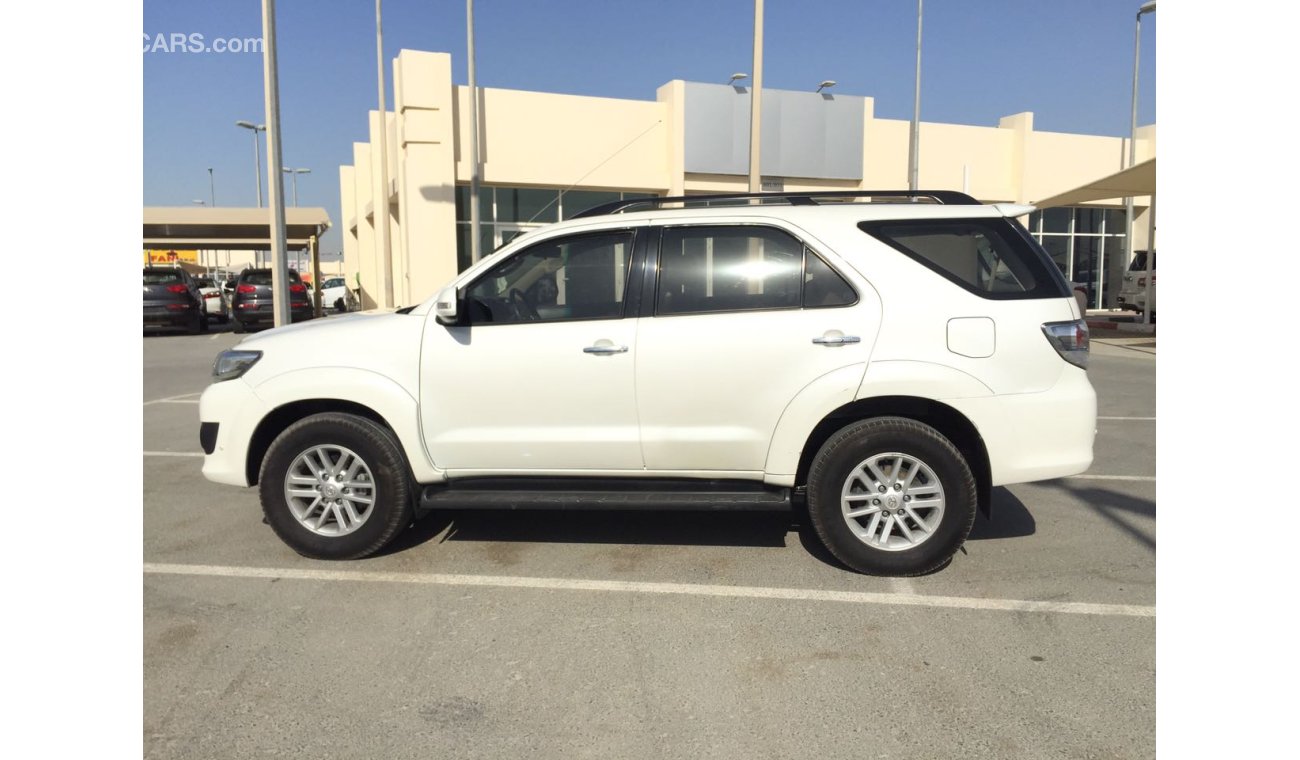 Toyota Fortuner 4.0L SR5