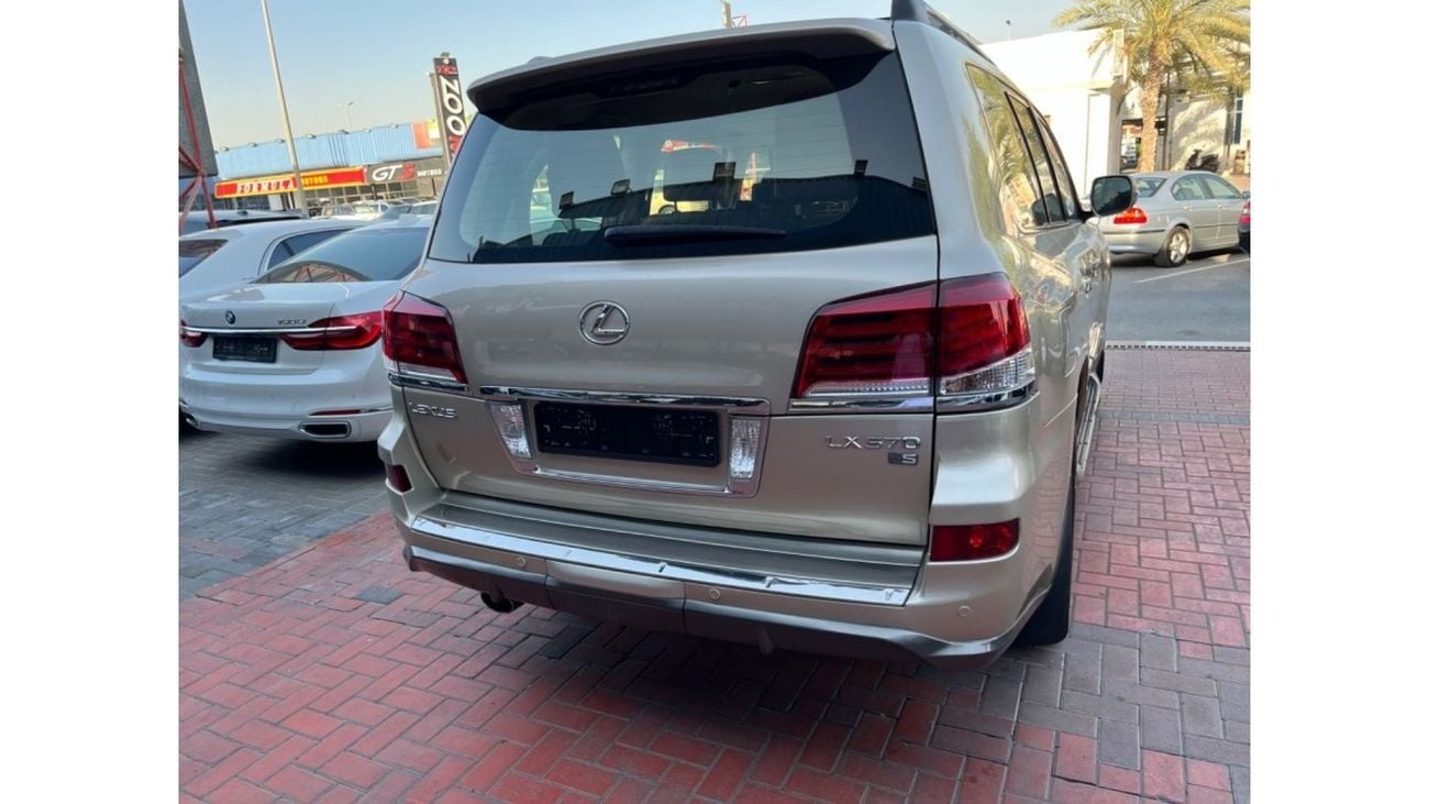 Lexus LX 570