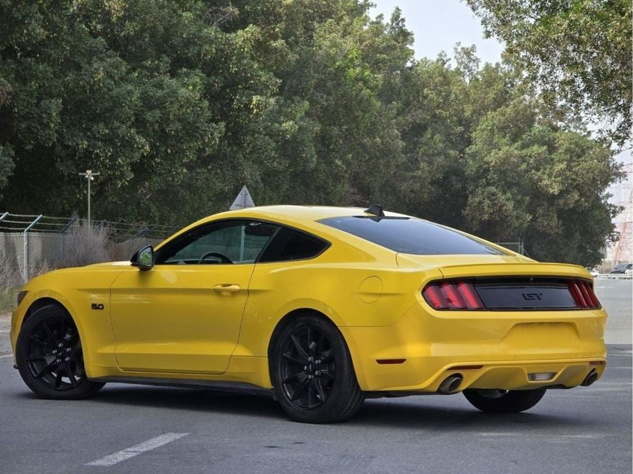 Ford Mustang FORD MUSTANG GT 2017 V8 GCC ORGINAL PAINT // ACCIDENT FREE // FSH // PERFECT CONDITION