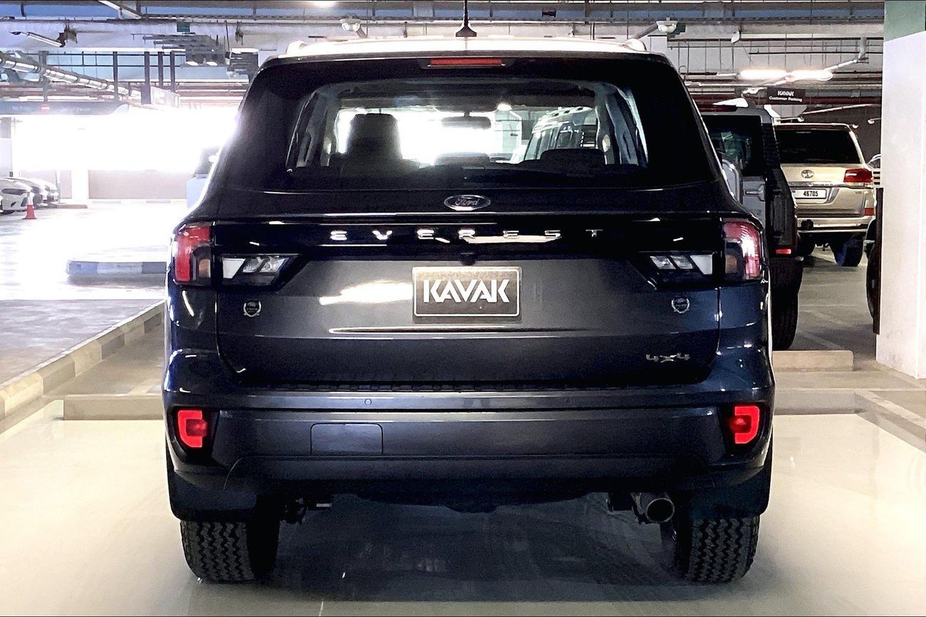 Ford Everest XLS | Guaranteed Warranty | 0 Down Payment