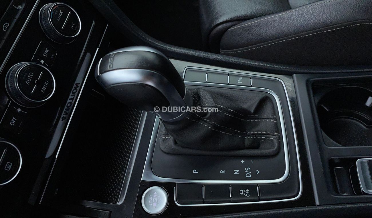 Volkswagen Golf R 2 | Under Warranty | Inspected on 150+ parameters