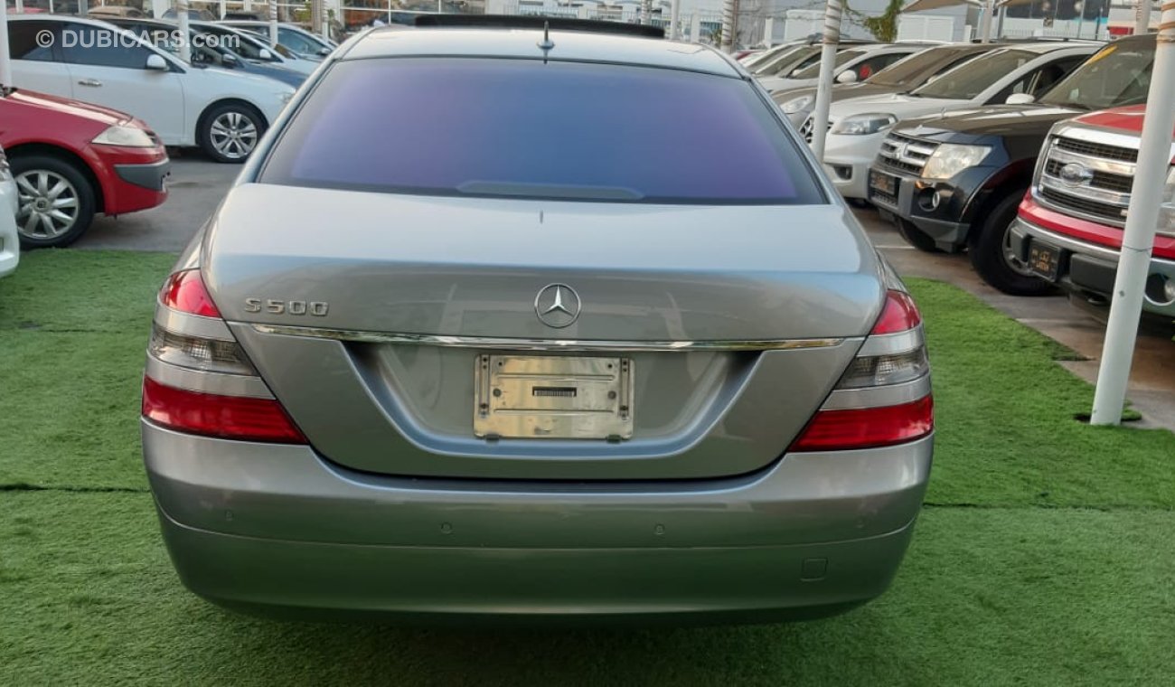 مرسيدس بنز S 500 رقم واحد وارد اليابان- فتحة - رنجات - حساسات -بحالة ممتازة لاتحتاج لاى مصاريف