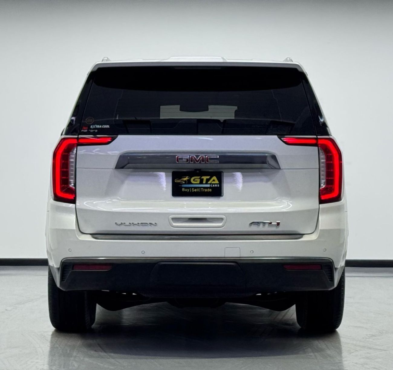 GMC Yukon AT4 5.3L 2021 GMC Yukon AT4, Warranty, Full GMC Service History, Full Options, 8 Seater, GCC