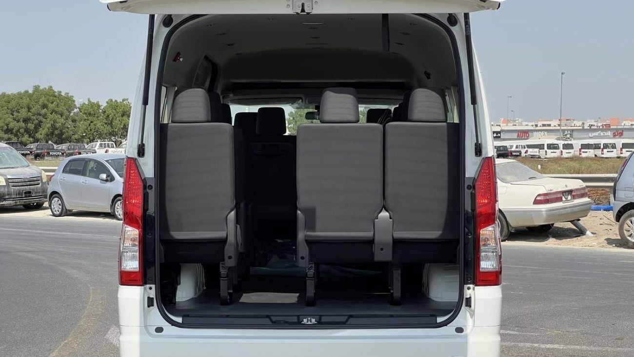 تويوتا هاياس DLS -High Roof Commuter 2.8L M/T