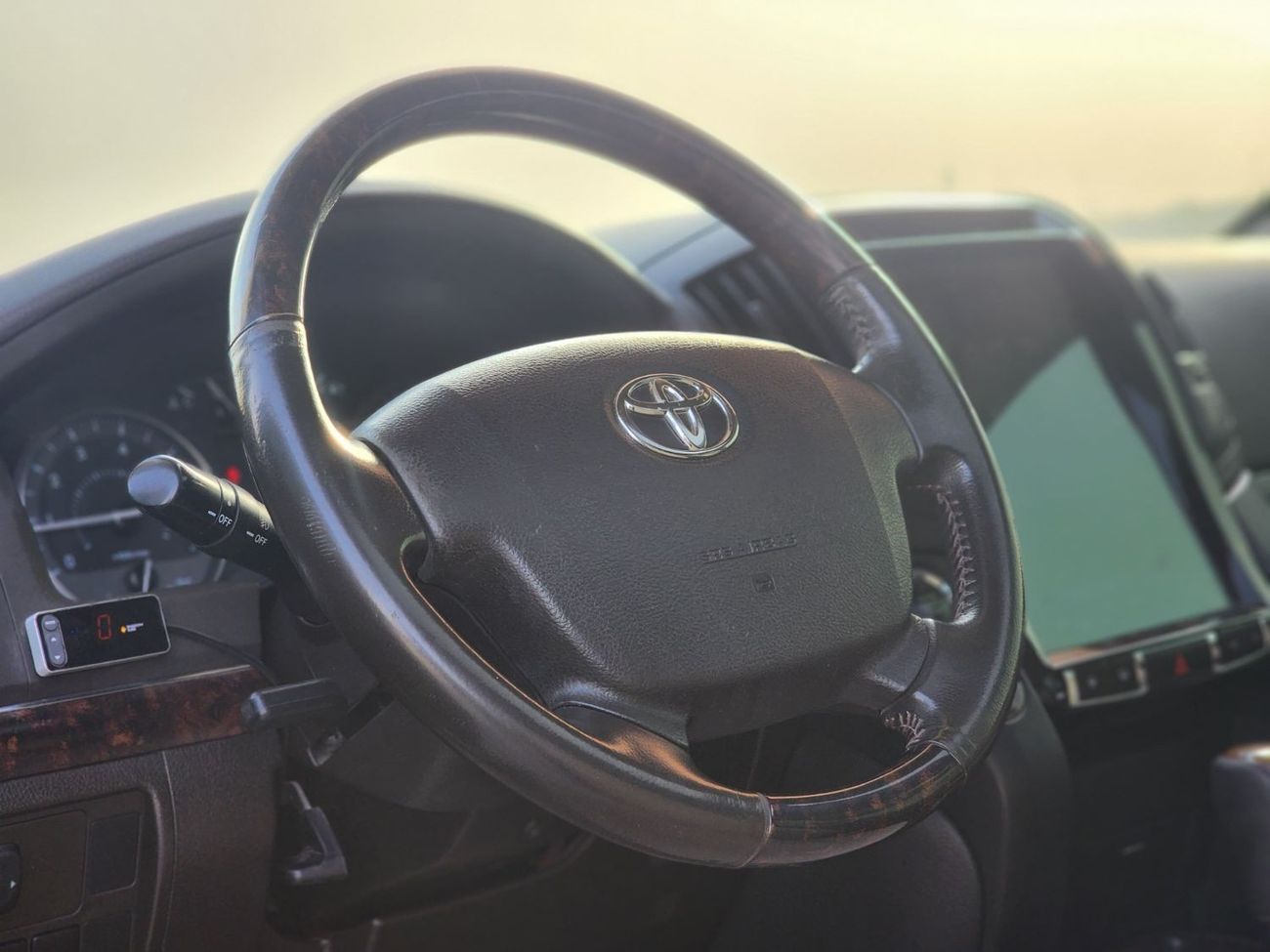 Toyota Land Cruiser GX.R V6