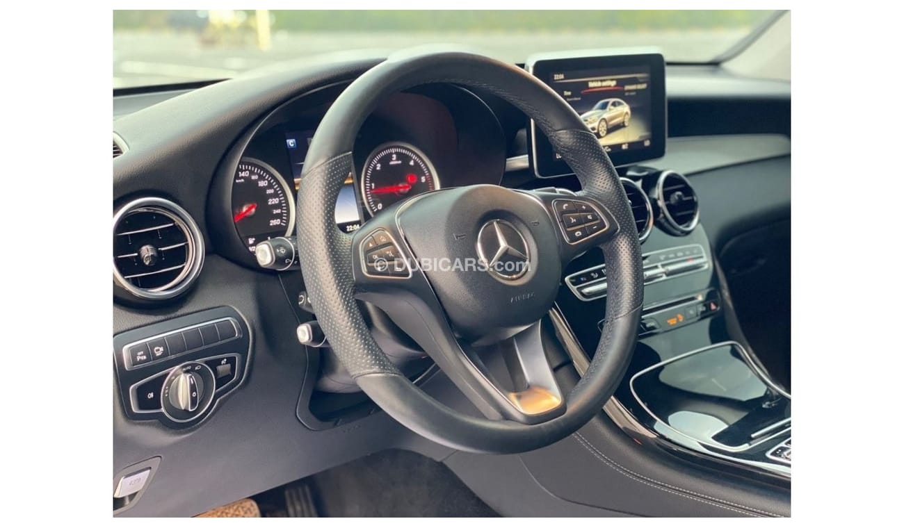 مرسيدس بنز GLC 220 d ميرسيدس GLC D 2018 مواصفات يابانية بحالة ممتازة