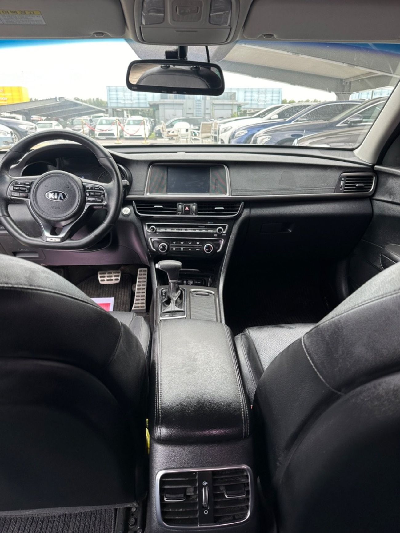 Kia Optima LX خاليه من الحوادث تقبل تصدير