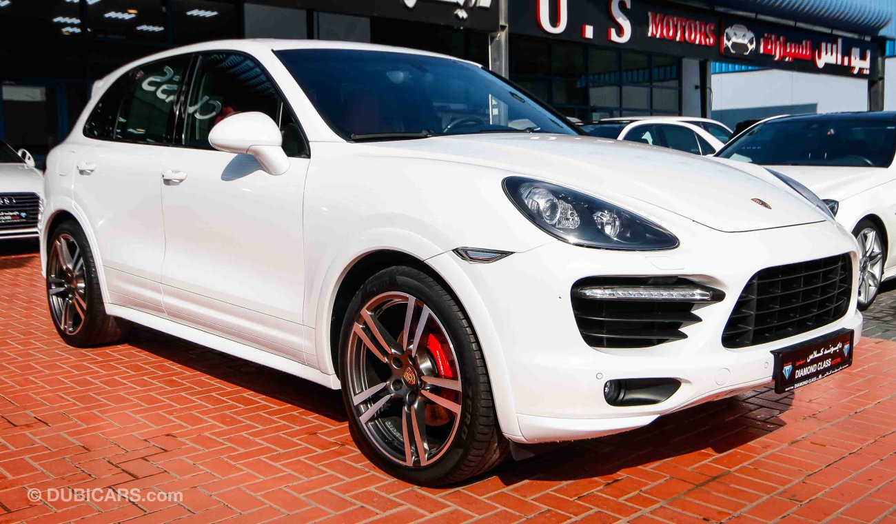 Porsche Cayenne GTS