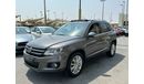 Volkswagen Tiguan SEL ACCIDENTS FREE - GCC - FULL OPTION - CAR IS IN PERFECT CONDITION INSIDE OUT