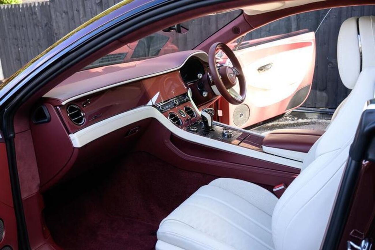 بنتلي كونتيننتال جي تي Speed 4.0T (Hybrid)