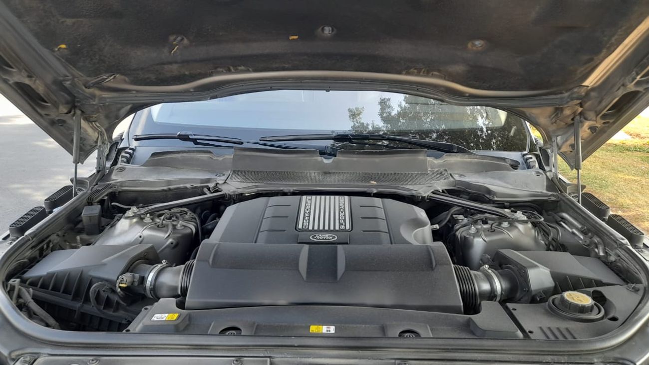 لاند روفر رينج روفر Land Rover Range Rover HSE Model Year- 2019 Kilometer- 159,400 Well-maintained car in excellent cond