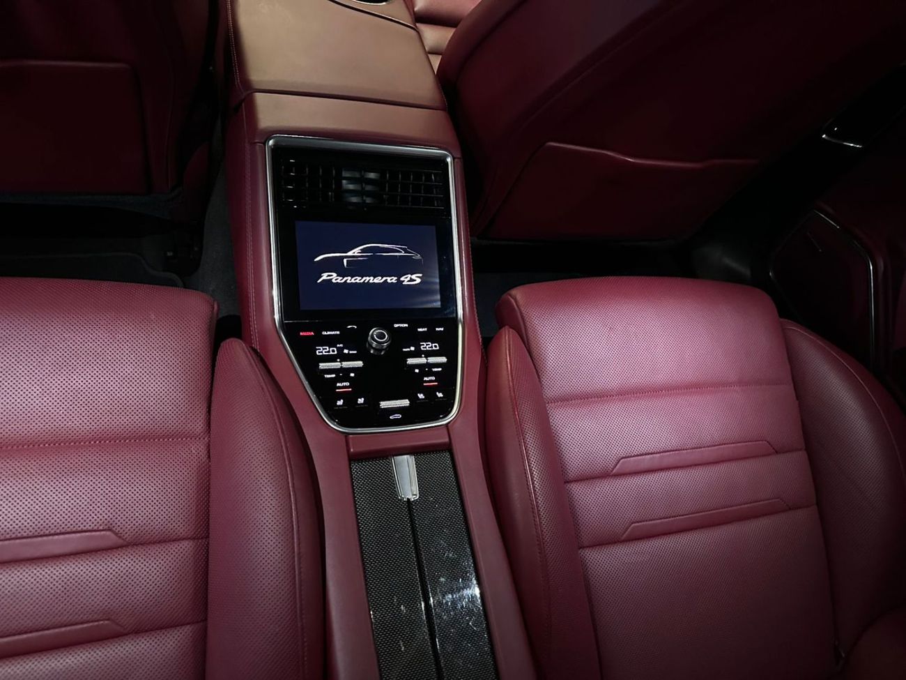 Porsche Panamera 4S Sport Turismo 3.0L (440 HP) 2018 Panamera 4S Sport Turismo, GCC UNDER WARRANTY AND SERVICE CONTRA