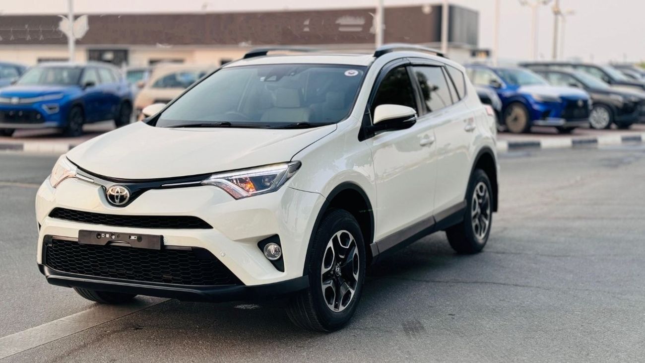 Toyota RAV4 PREMIUM WHITE LEATHER SEATS | 2.0L PETROL ENGINE | SUNROOF | REAR VIEW CAMERA