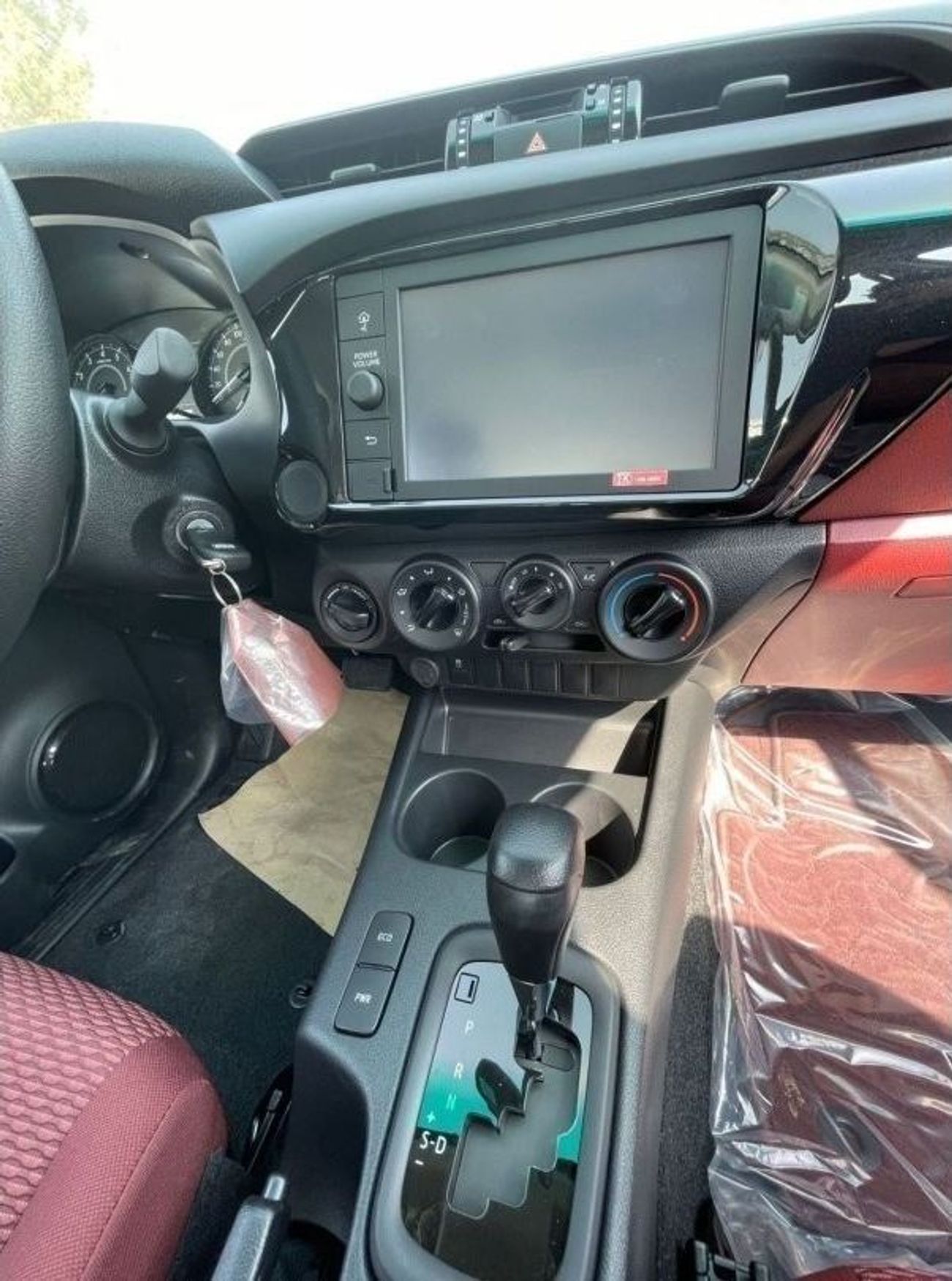 Toyota Hilux 2024 Toyota HILUX GL (SR5), 4dr Double Cab Utility, 2.7L 4cyl Petrol, Manual, Four Wheel Drive