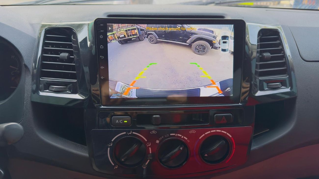 Toyota Hilux PREMIUM RED INTERIOR | MANUAL 2.5L DIESEL | LHD | 2007 | REAR VIEW CAMERA | PREMIUM SPORTS BAR WITH