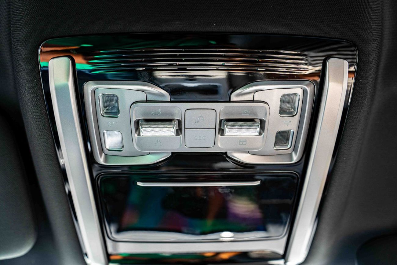 بي واي دي ليوبارد تيتانيوم 7 BYD LEOPARD 7 - Model 2025 - 1.5L turbo hybrid - And electric - Silver color outside - White color i