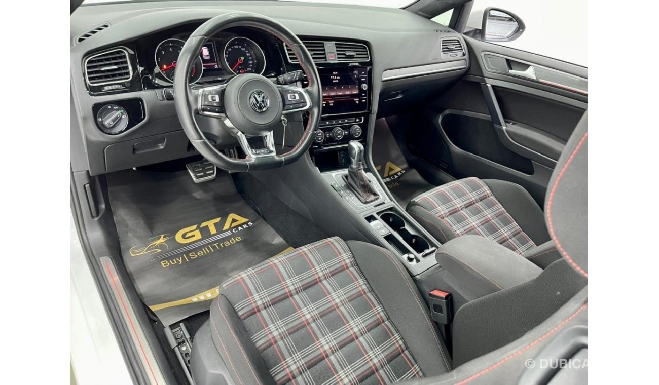 فولكس واجن جولف GTI P1 2017 Volkswagen Golf GTI, Warranty, VW Service History, Low Mileage, GCC