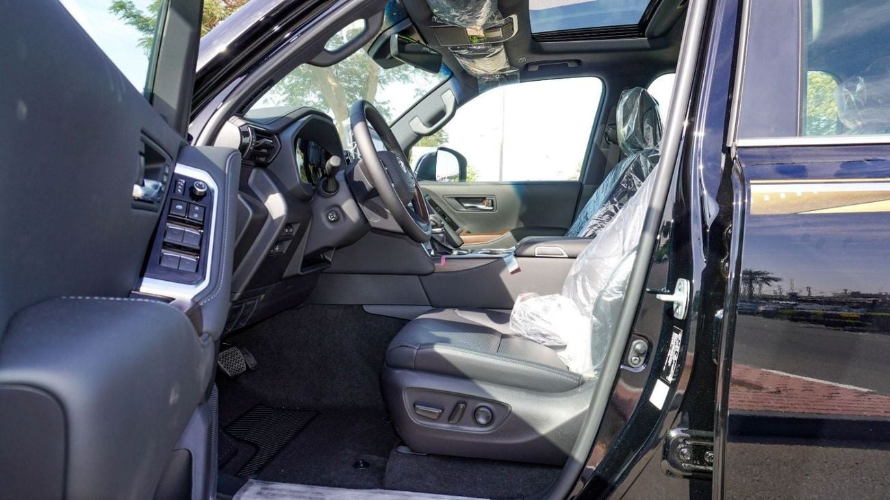 Toyota Land Cruiser TOYOTA LC300 VX-HI 3.5L PETROL 2025 MODEL GCC