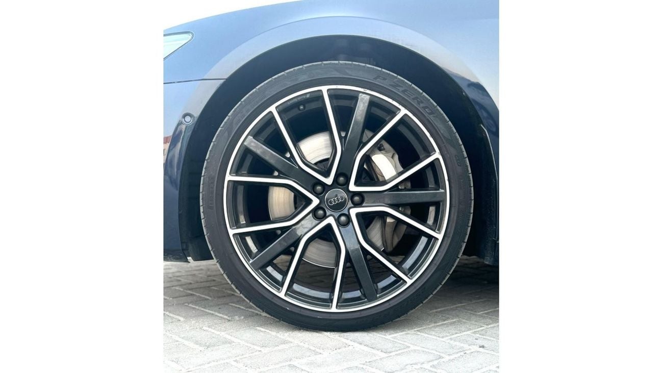 أودي A7 55 TFSI quattro S-لاين