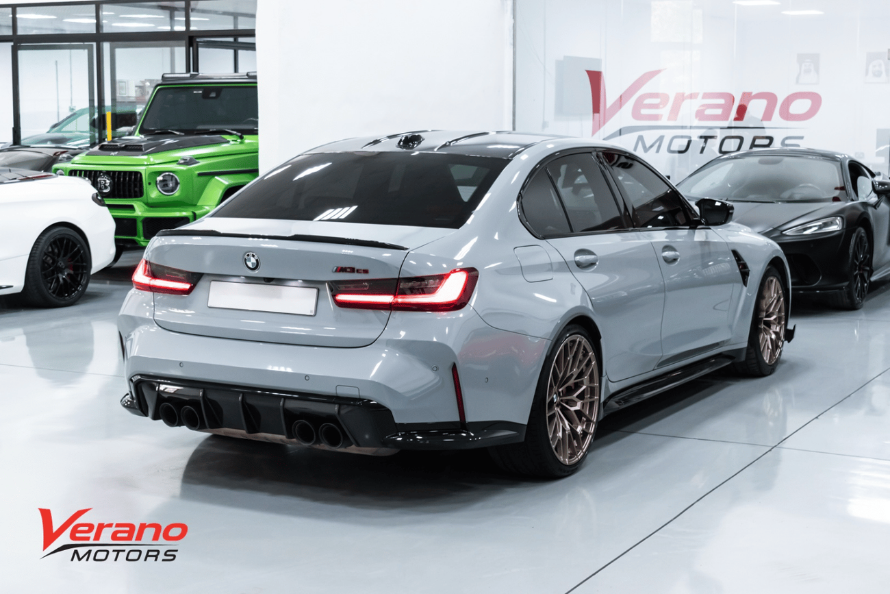 بي أم دبليو M3 CS INDIVIDUAL