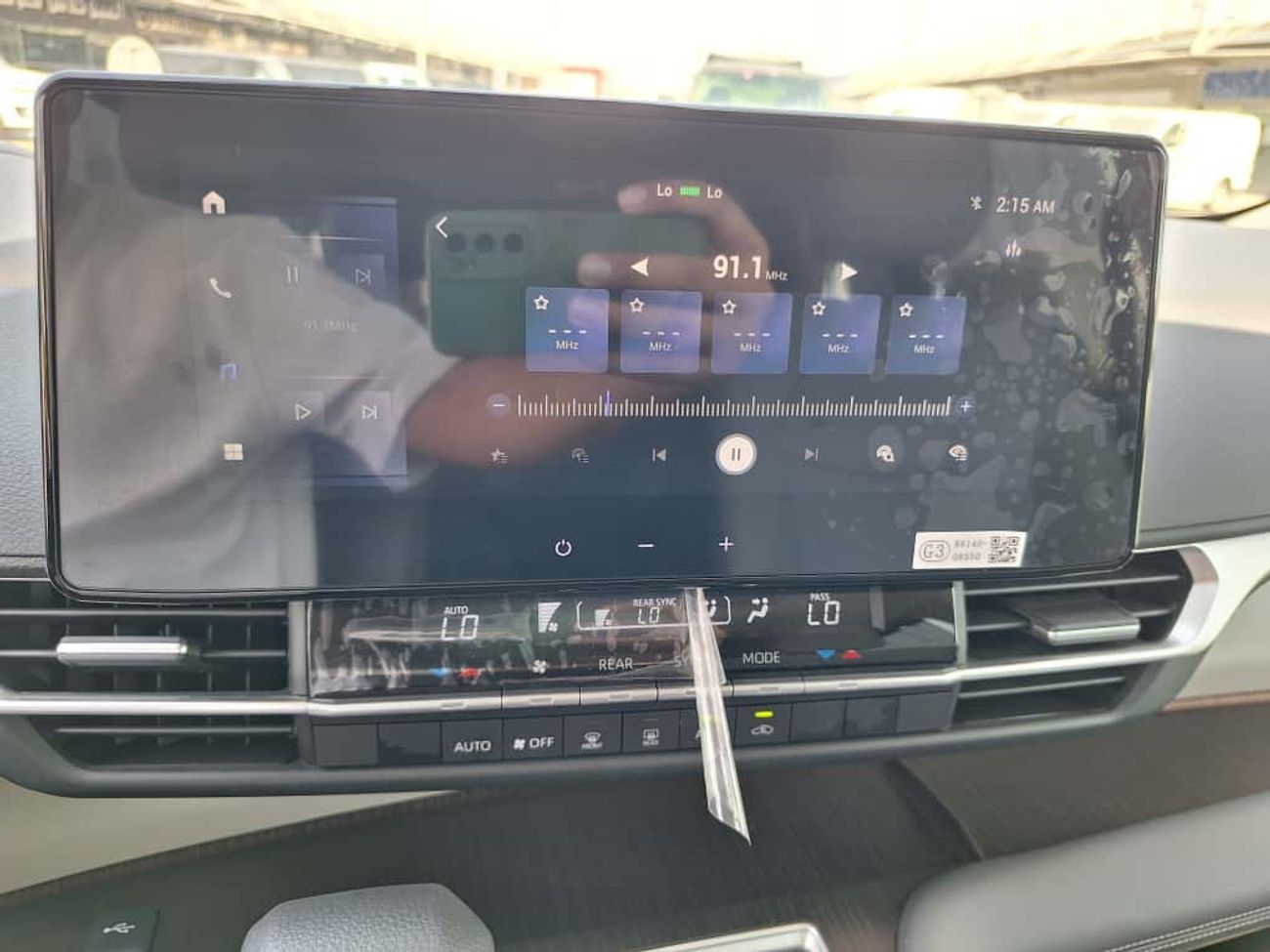 Toyota Granvia TOYOTA GRANVIA 2.5L HYBRID 7 SEATER