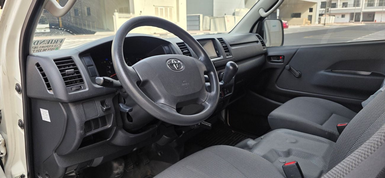 تويوتا هاياس 2.5 DIESEL