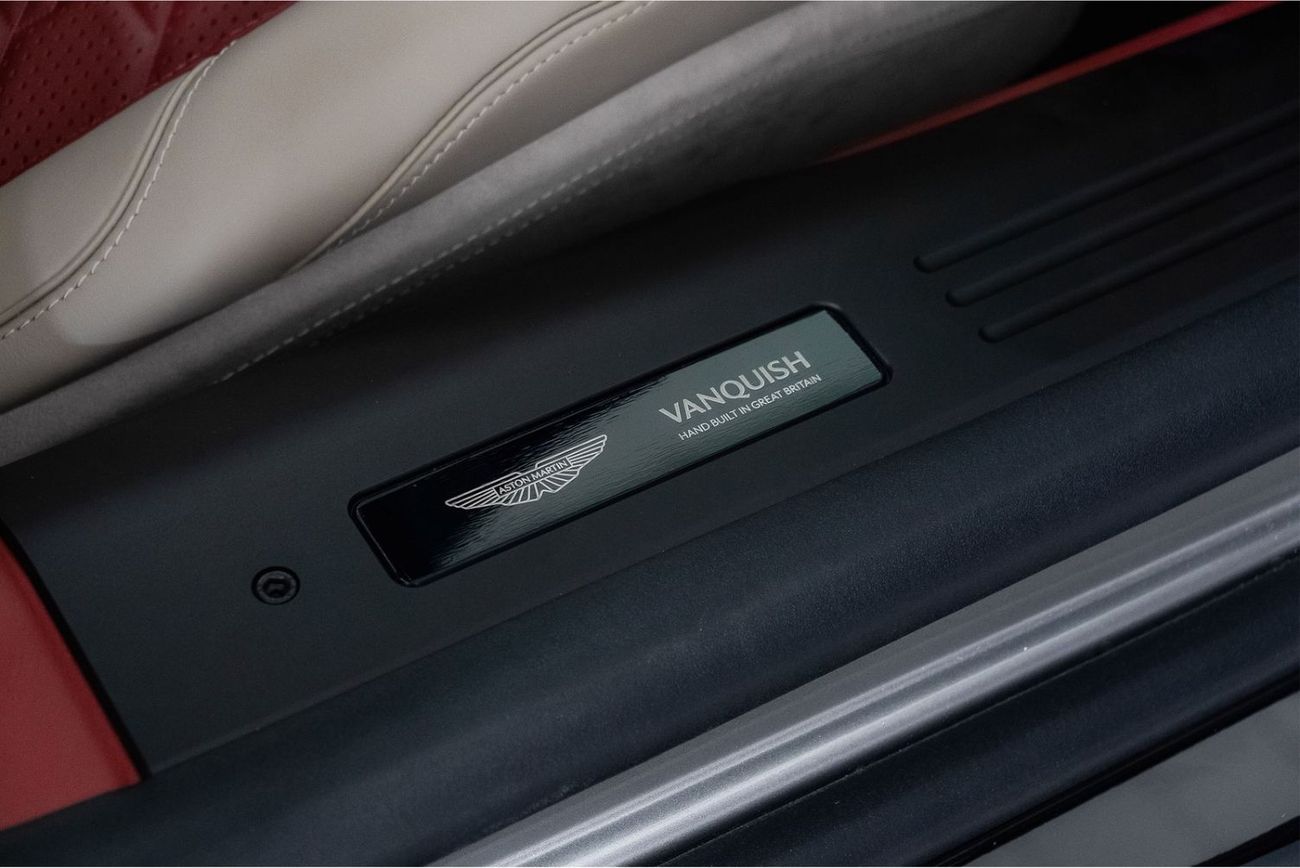 Aston Martin Vanquish Standard