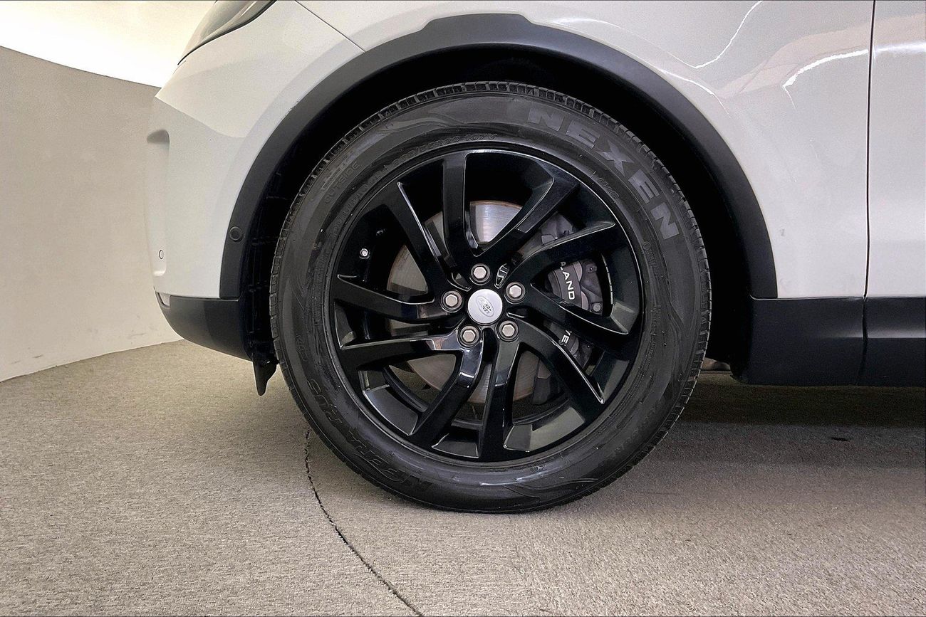 Land Rover Discovery HSE | Guaranteed Warranty | 0 Down Payment