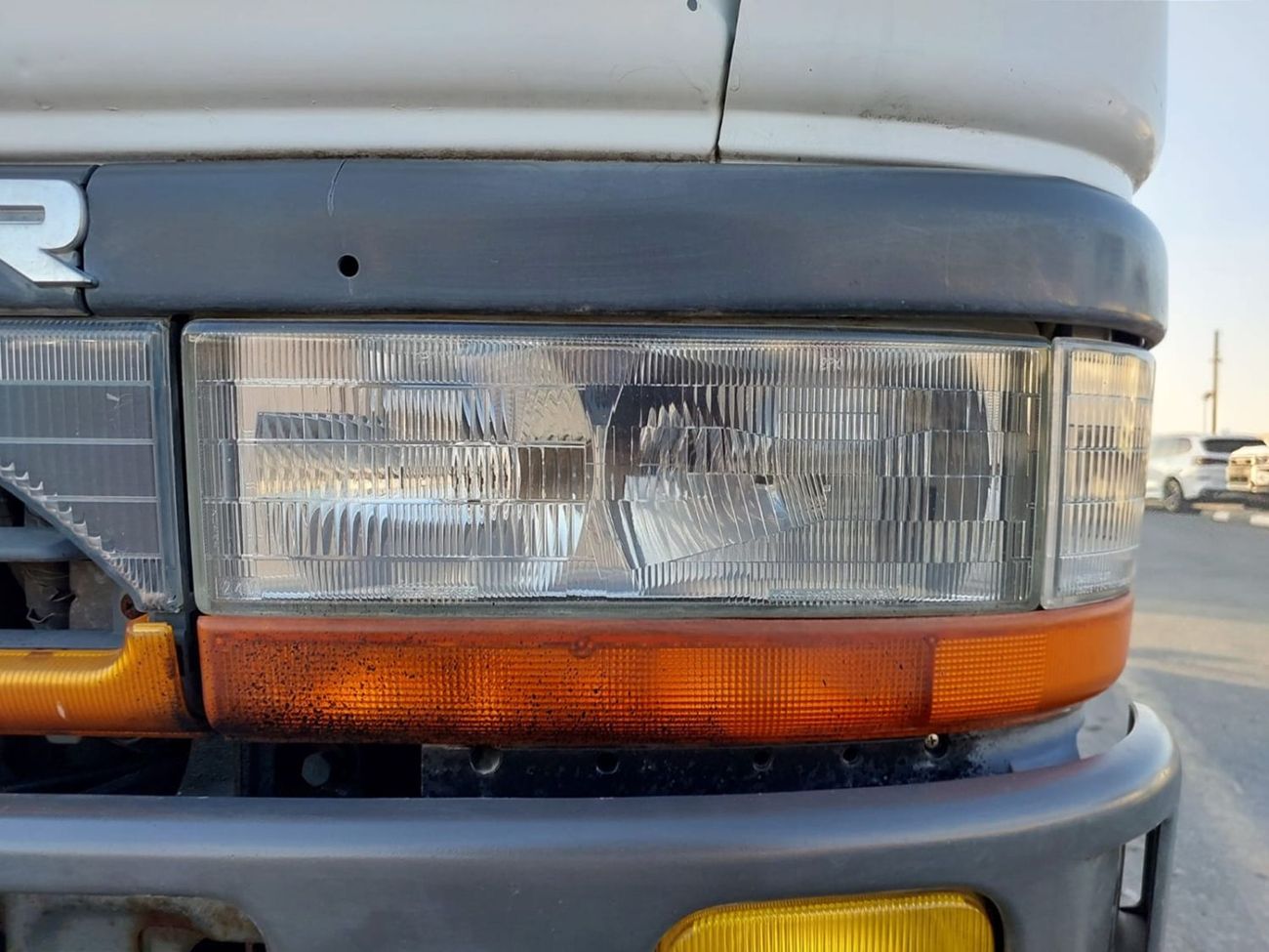 Mitsubishi Fuso Canter MITSUBISHI CANTER TRUCK RHD 1994 MODEL 4.2 L DIESEL MANUAL(PM00222)