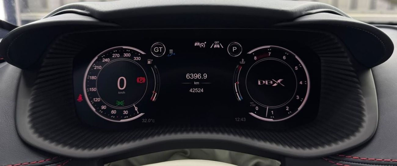 Aston Martin DBX STD GCC | Aston Martin Warranty 2027 | Aston Martin Full service History