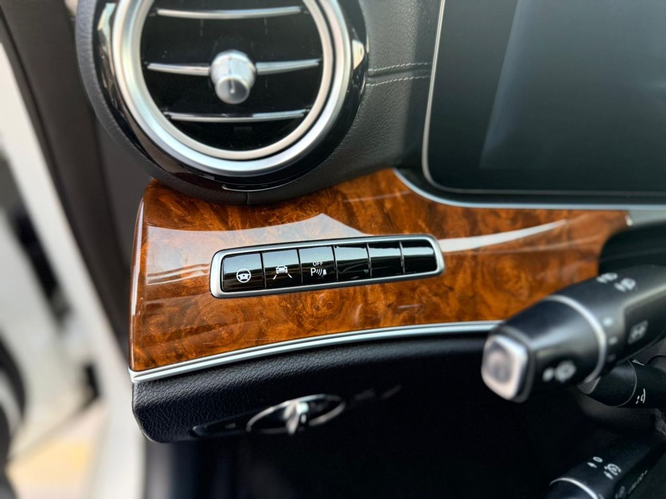 مرسيدس بنز E 400