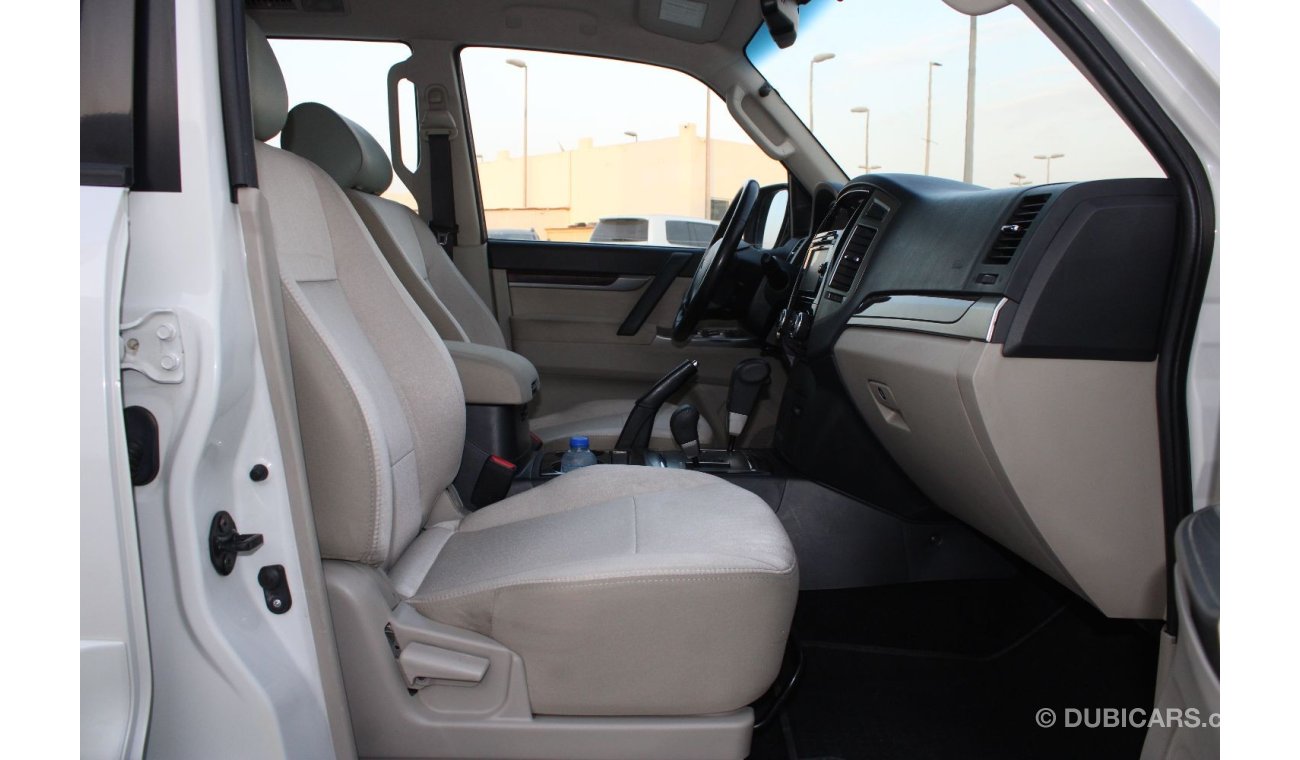 Mitsubishi Pajero Mitsubishi Pajero 2016 GCC No. 2 in excellent condition without accidents, very clean from inside an