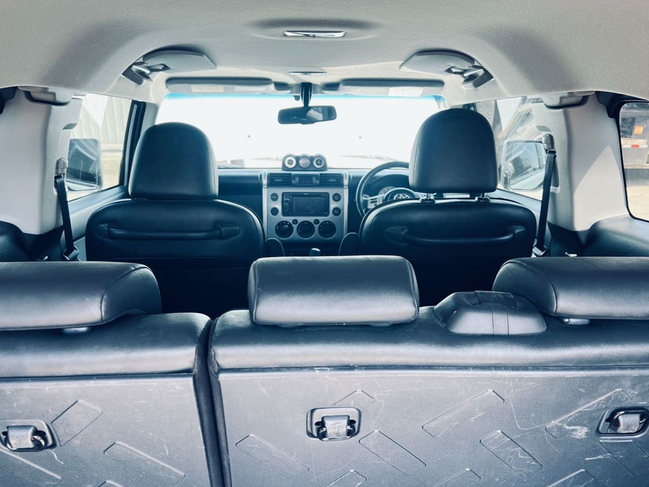 Toyota FJ Cruiser Petrol 4.0 Liter White Color Right Hand Drive