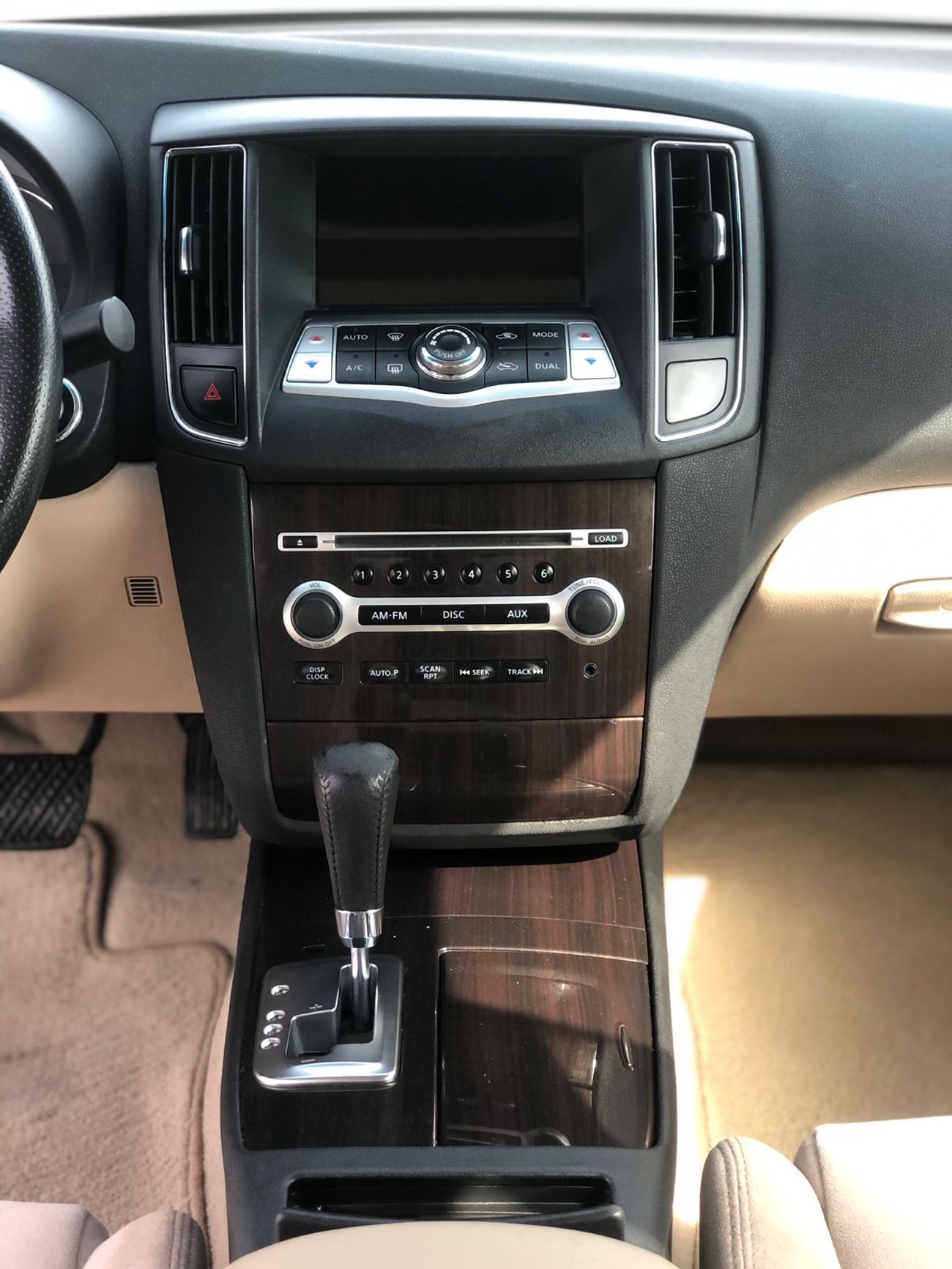 Nissan Maxima