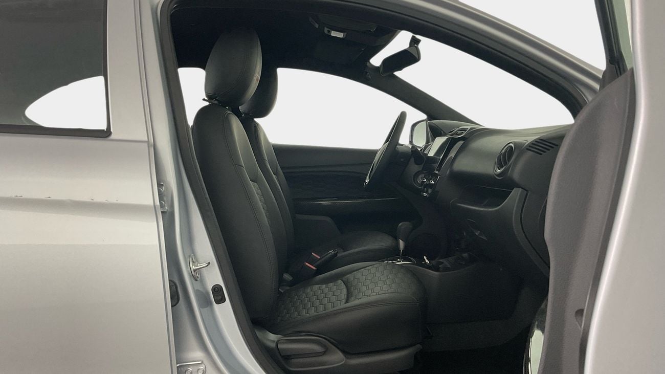 ميتسوبيشي اتراج Signature Edition | شامل الضمان | 0 ﺪﻔﻋﺓ ﺃﻮﻟﻯ