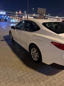 Toyota Camry XLE 2.5L Hybrid