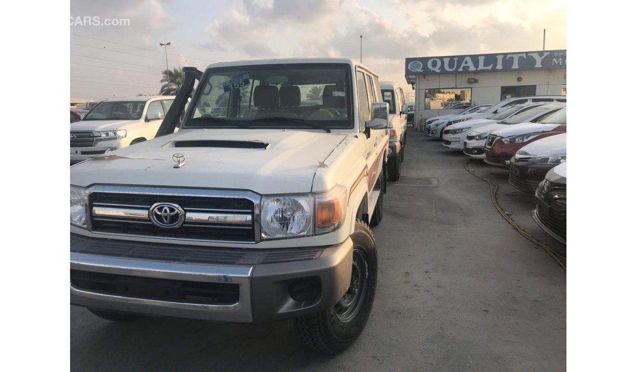 Toyota Land Cruiser hard top 5 doors