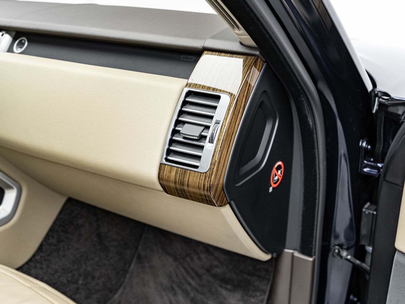 Land Rover Range Rover Sport HSE 3.0L (340 HP) 2019 Range Rover Sport HSE, 3.0 SC V6, 4WD, 340bhp, 8 Speed Auto.