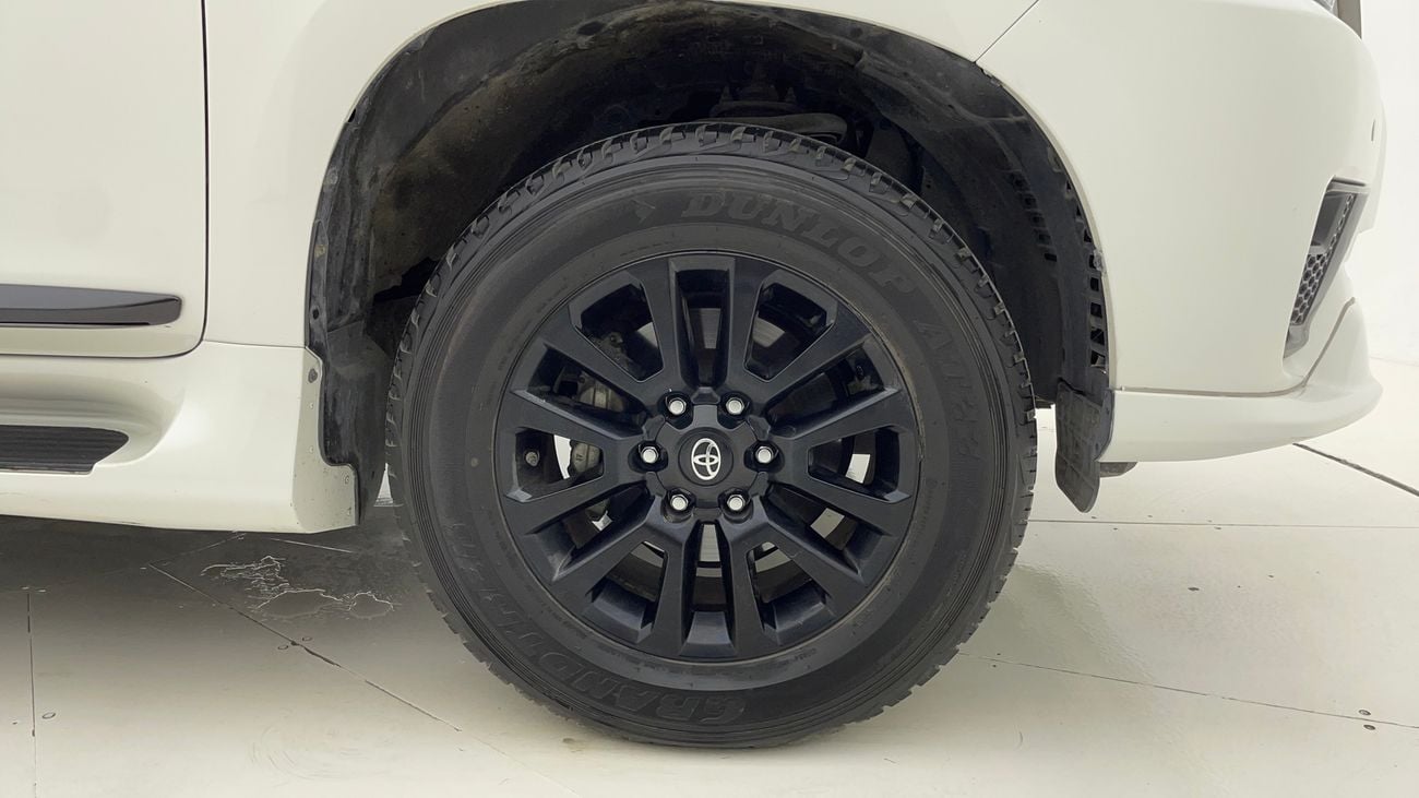 تويوتا لاند كروزر ADVENTURE 4 | بدون دفعة مقدمة | اختبار قيادة مجاني للمنزل